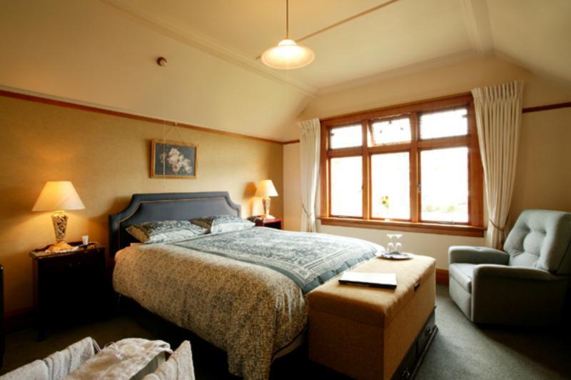 Highway House Bed And Breakfast Оамару Екстериор снимка